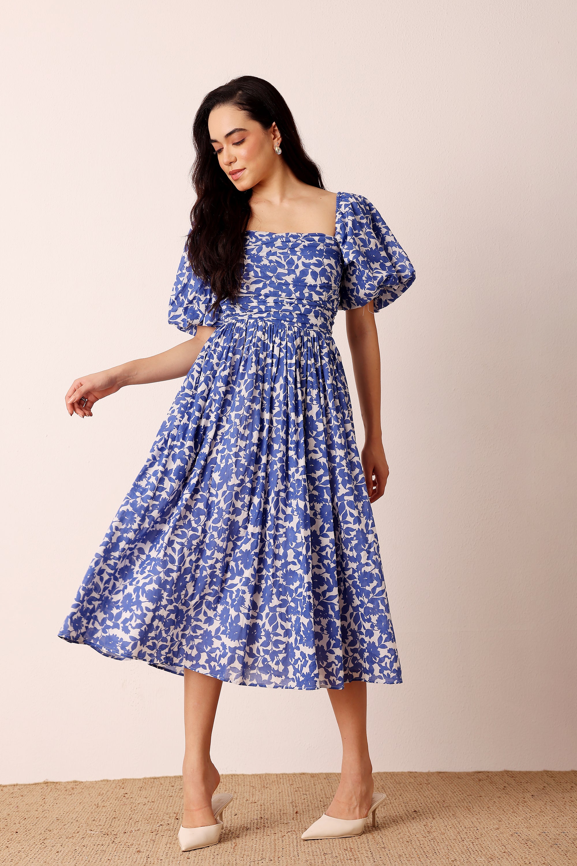 Lana Puff Sleeve Cotton Midi Dress in Blue Leaf Print