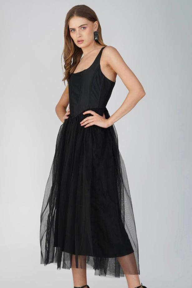 Gaela Tulle Midi Dress in Black