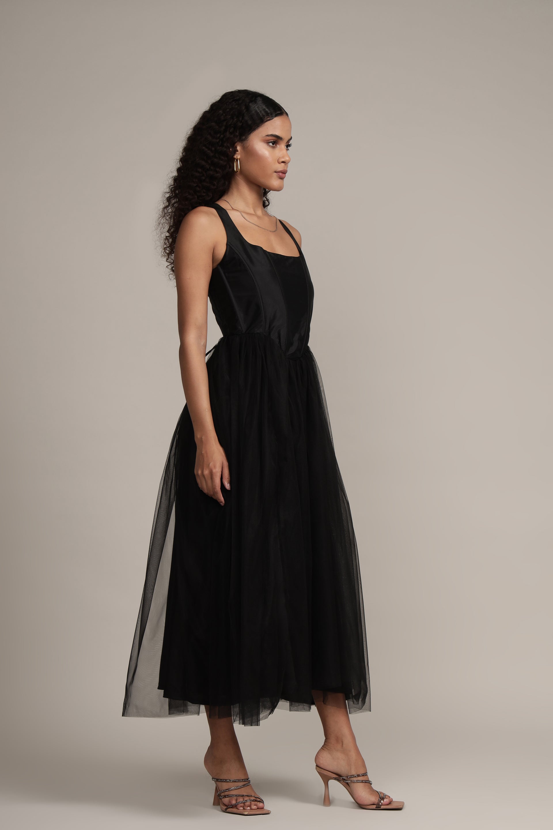 Gaela Tulle Midi Dress in Black
