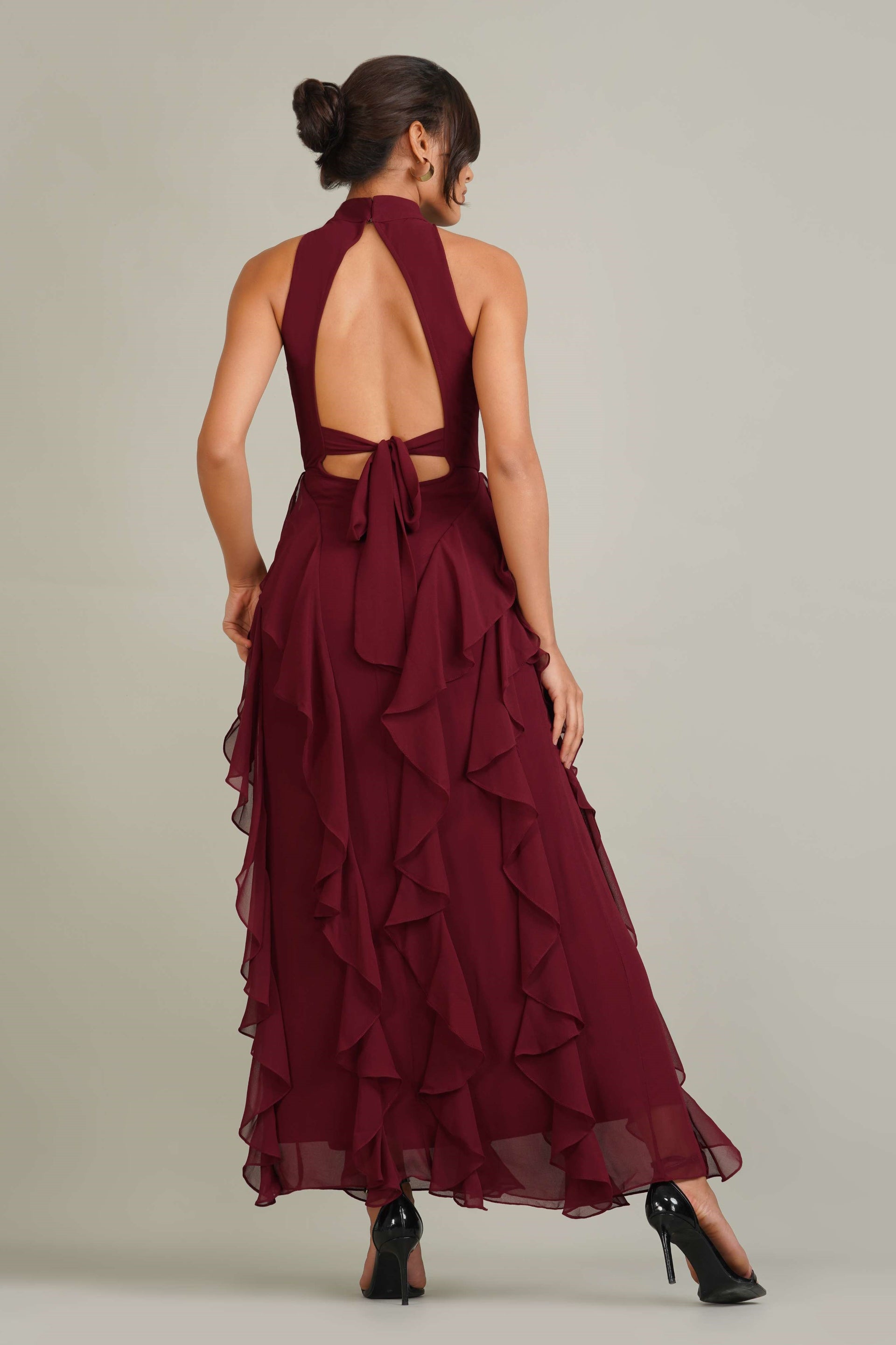 Sleeveless high neck ruffle backless burgundy maxi dress