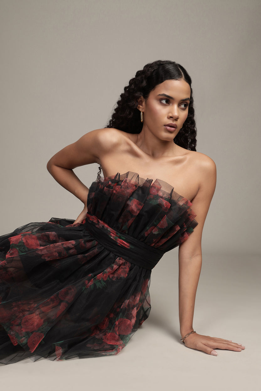 Natalia Tulle Maxi Dress in Black and Red Floral – Lace & Beads