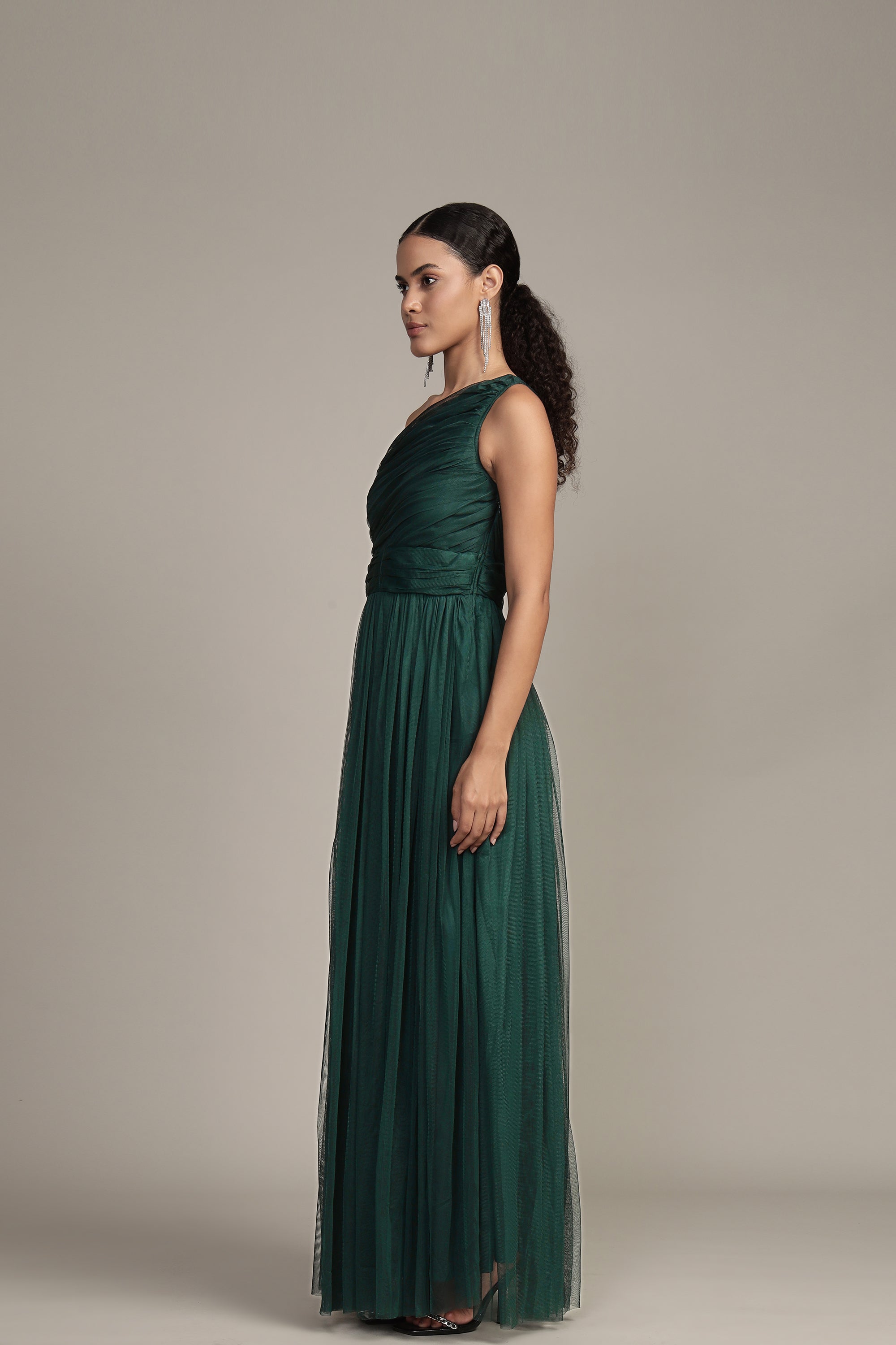 One Shoulder Tulle Maxi Dress in Emerald Green – Lace & Beads