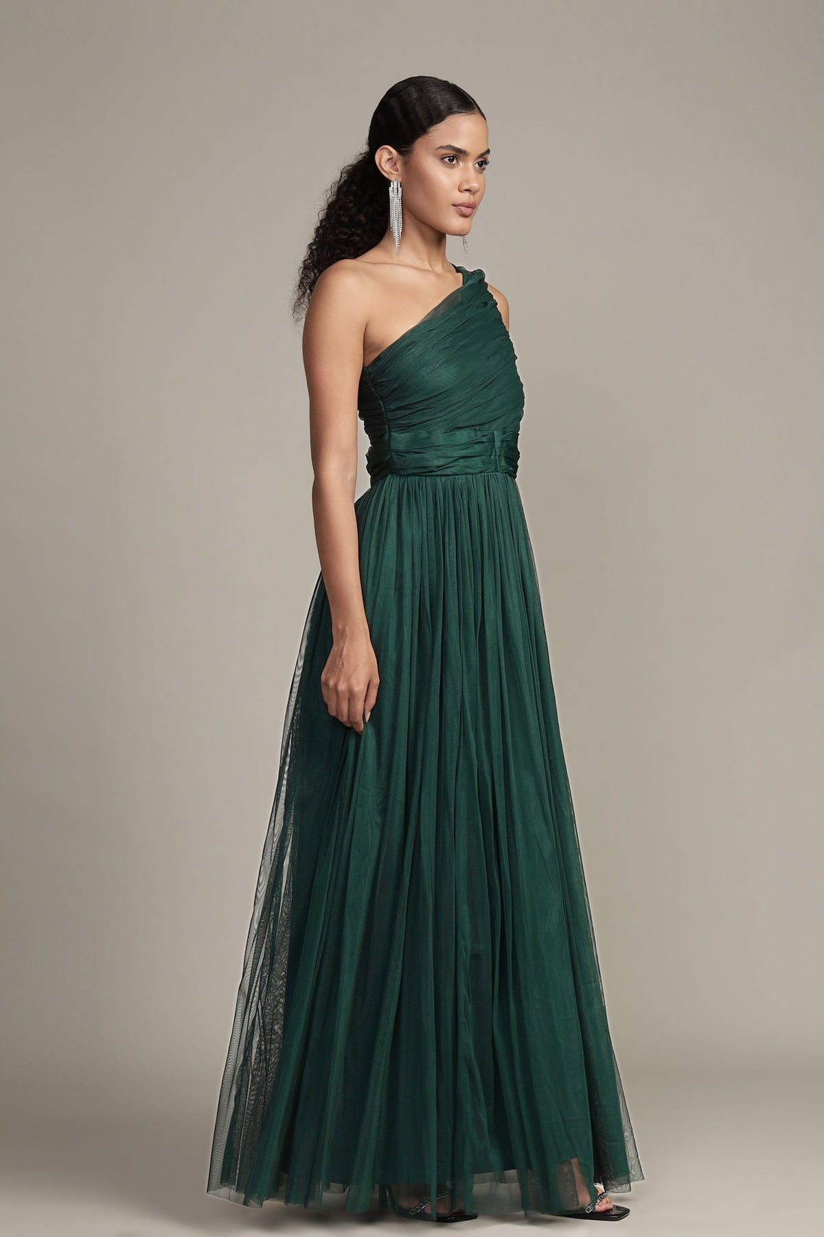 One Shoulder Tulle Maxi Dress in Emerald Green – Lace & Beads