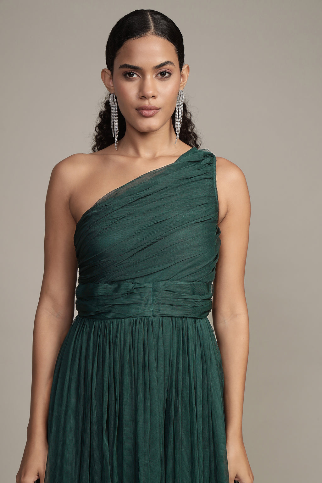 One Shoulder Tulle Maxi Dress in Emerald Green – Lace & Beads