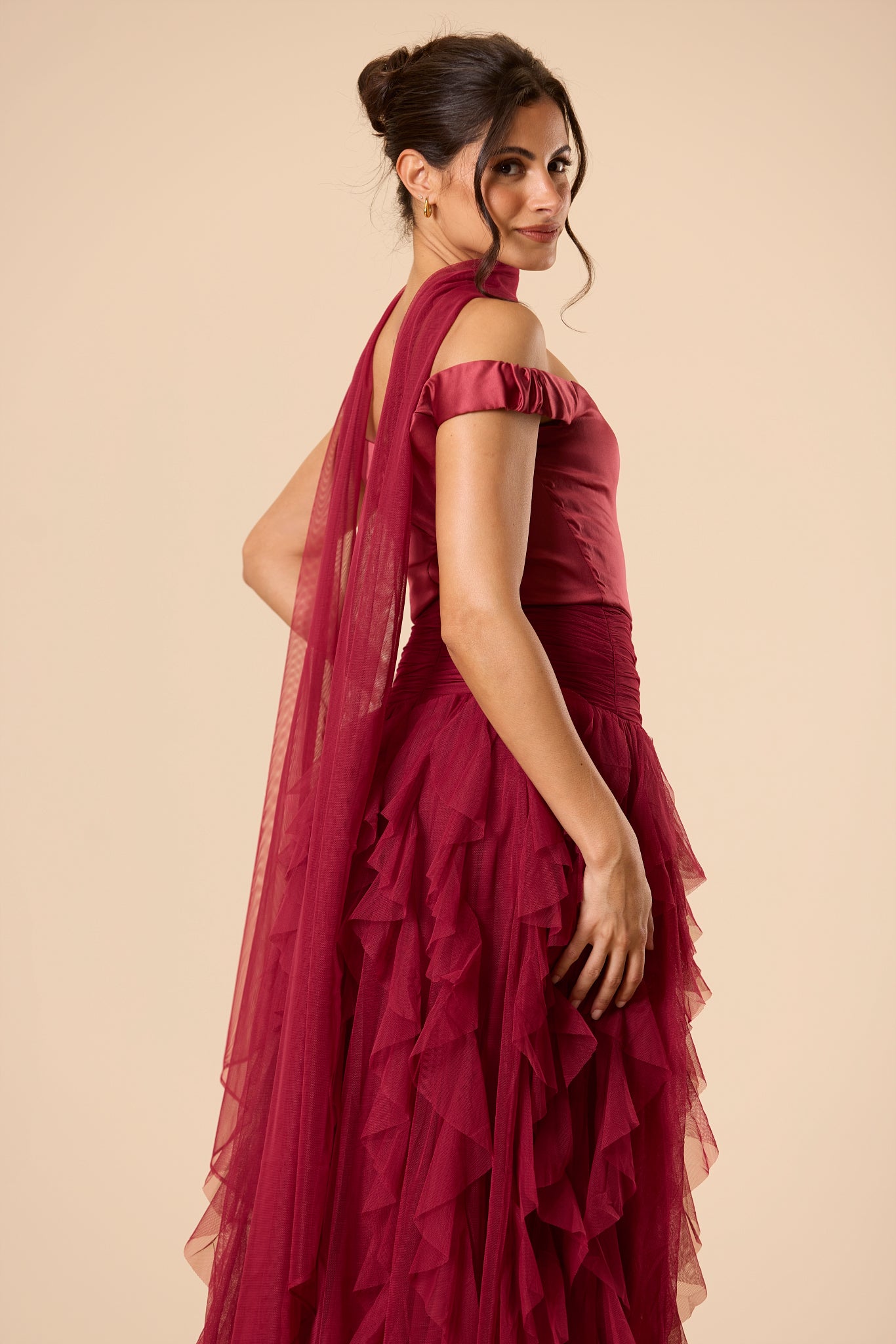 Shauna Off Shoulder Maxi Dress with Scarf in Raspberry