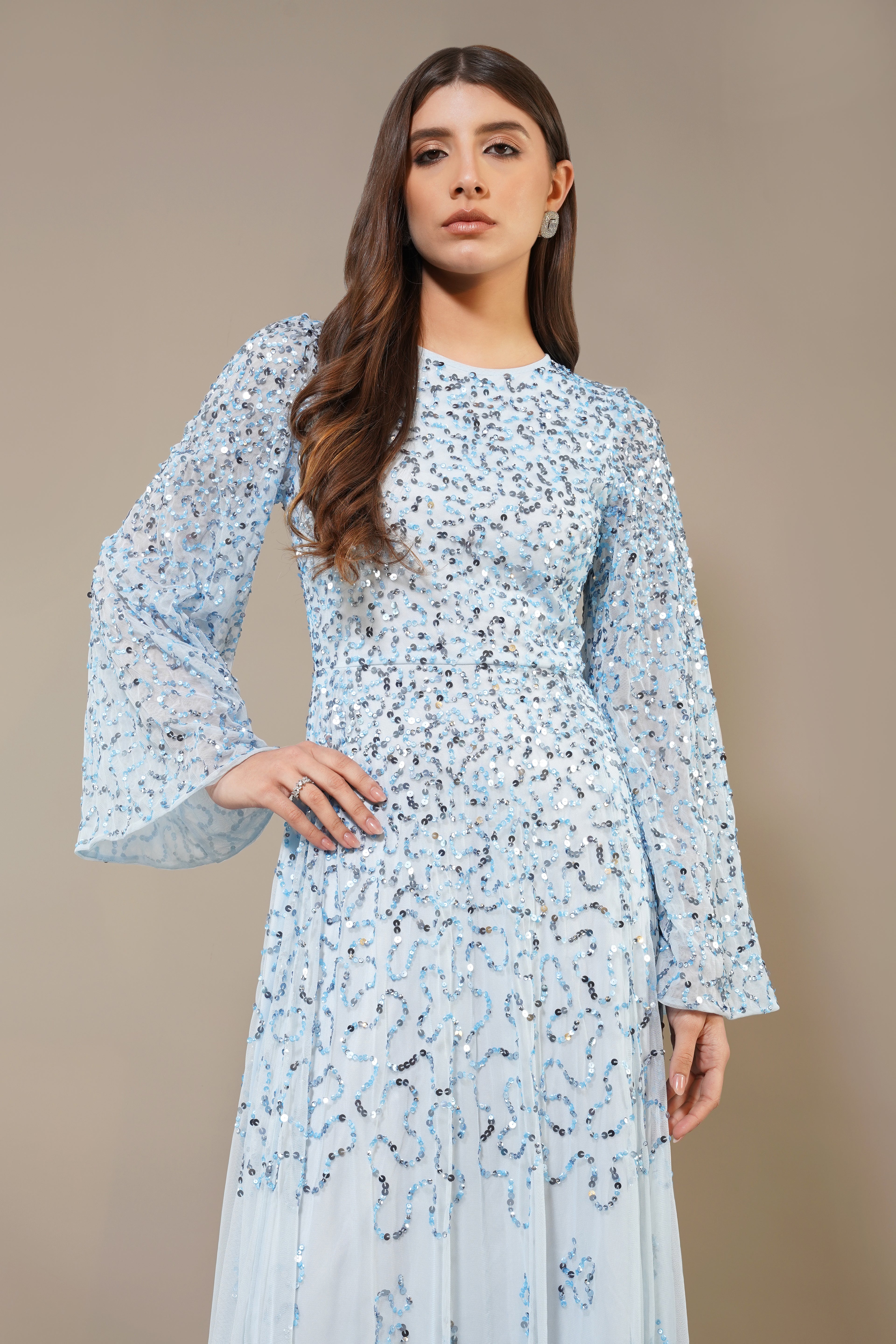 Evening & Wedding guest Dresses Sale & More - Up to 70% off Lace & Beads Evening & Wedding guest Dresses Sale & More - Up to 70% off Lace & Beads