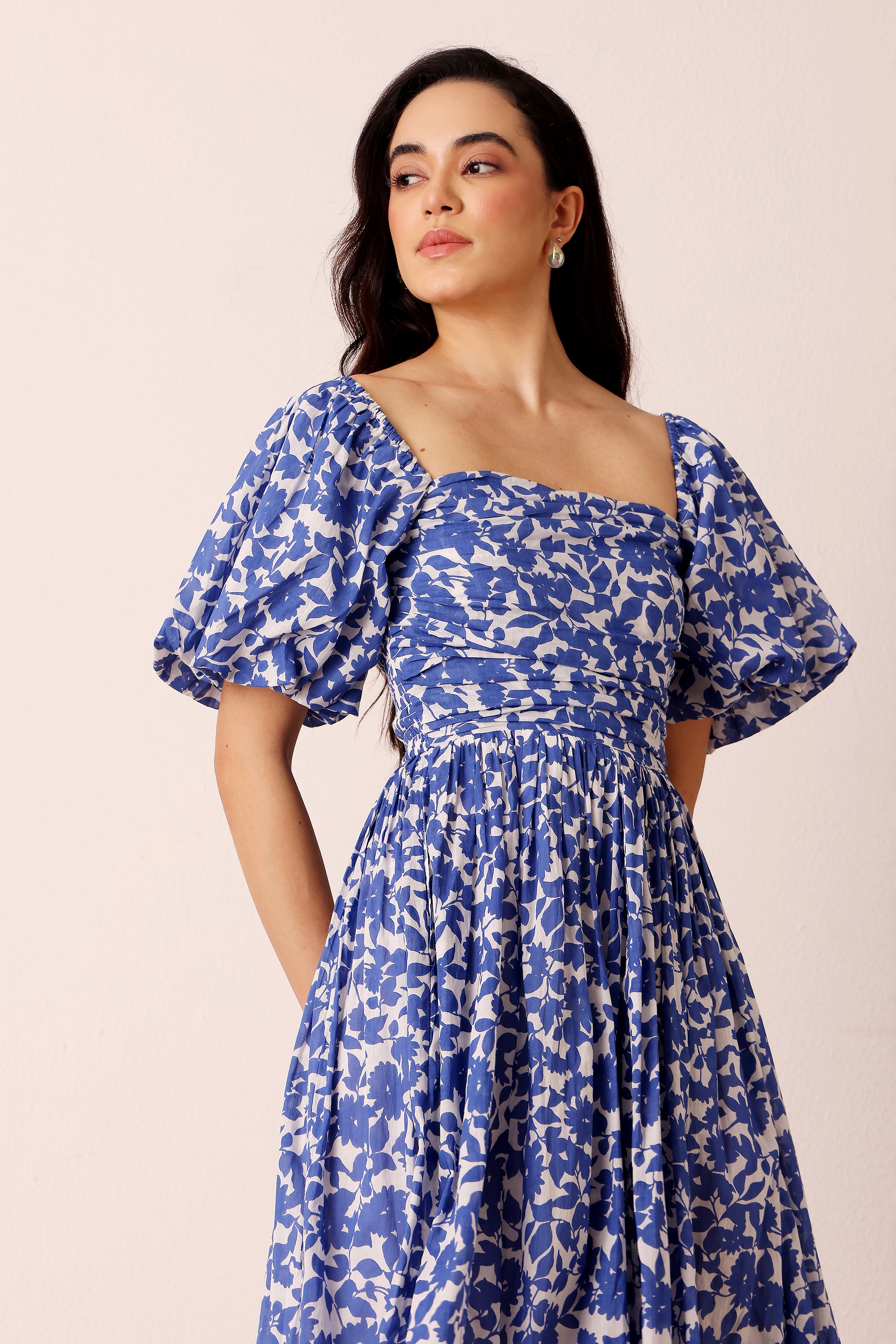 Lana Puff Sleeve Cotton Midi Dress in Blue Leaf Print